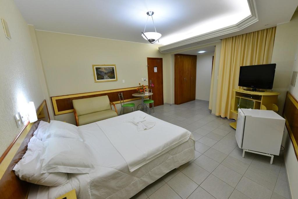 Vind'S Plaza Hotel Caratinga Zewnętrze zdjęcie